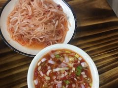 -周良天山牛杂城(天山路总店)