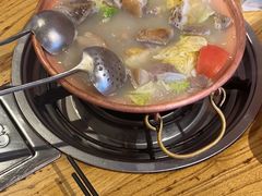 -阿婆情腊排骨火锅(金虹路店)