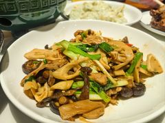 -东方饺子王(工农大路店)