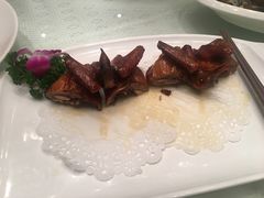 红烧乳鸽-香云轩·顺德菜(香云纱园林酒店店)