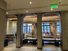 -星巴克臻选(上海今潮8弄店)