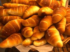 -Dough&Joe团憩(瑞虹天地月亮湾店)