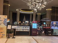 -天津京基皇冠假日酒店