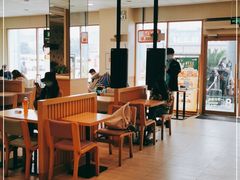 用餐区-德克士(茶店子客运站店)