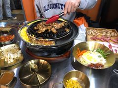 -胡悦里韩式烤肉(芝罘万达广场店)