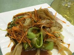 -老许家正宗驴肉黄面胡羊焖饼·烧烤(名吃广场店)