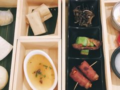 -乐领拈花溪·林涧食韵