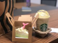 -星巴克(重庆火车北站北广场II店)