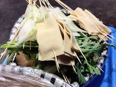 -马路边边串串香(苗栗路店)