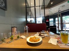 -必胜客(新中纬店)