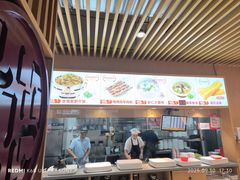 -南城香·饭香串香馄饨香(赵公口店)