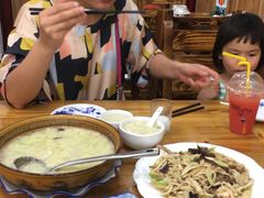 -下梅人家土菜馆(历史文化餐厅度假区店)