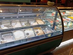 -东方红海鲜百汇(国际大厦店)