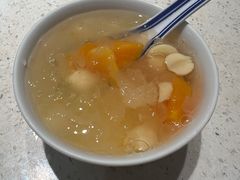 每日糖水-肥仔文澳门猪骨煲(南京西路店)