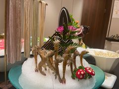 -鼎泰亨·海鲜牛肉餐厅(滨江店)