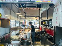 -明姨仔潮汕美食·碳炉猪脚·汕尾牛腩饭·起片鸡煲(起义路店)