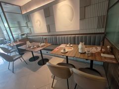 -必胜客(欢乐颂店)