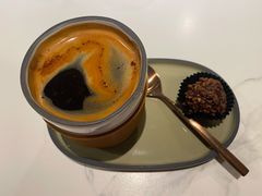 美式咖啡-潮一不贰·法式甜品·生日蛋糕·西式简餐(外滩店)