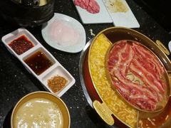 黑猪五花肉-猪啊牛呀羊啊铜盘烤肉(正大广场店)