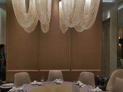 包厢-香港百合居(LCM置汇旭辉广场店)