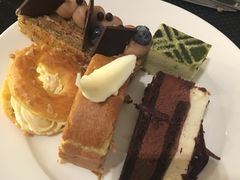 -圣丰索菲特·2 On 988 Café 自助餐厅