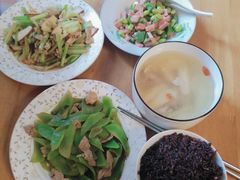 -爱的果实月嫂育婴师(世纪东方店)