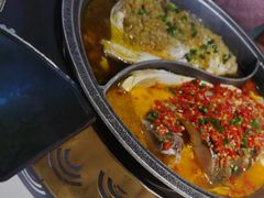 -阿瓦山寨·湘菜现炒·剁椒鱼头王(咸阳总店)
