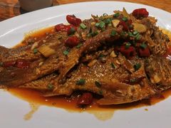 -黄泥岗·地道湖北菜(奥特莱斯店)