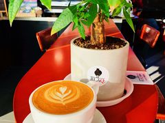 拿铁咖啡latte-BLAQ咖啡(骏豪店)