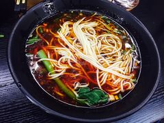 -丽影重庆小面(定西路店)