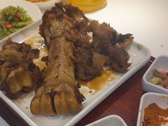 -巴特餐饮6加1音乐餐吧·新疆菜