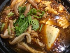 -三鞭一花·独一处·元英砂锅(海光寺店)