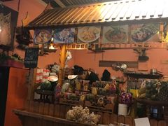 -席娜卡琳火车铁道夜市