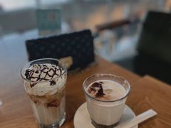 -腾爱熊猫咖啡生活馆(老东门店)