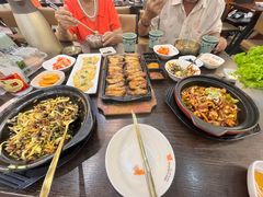 -釜山豚骨汤饭(芝罘万达广场店)