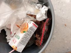 -运气牛自助酱大骨火锅(南京东路店)