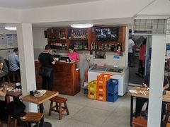 用餐区-宝瑞门钉肉饼店