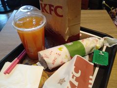 -肯德基(中纬店)