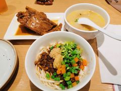 -大师兄·西北小馆(北站缤果空间店)