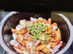 -艳阳天民俗村(公园路店)
