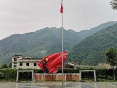 -四川汶川特大地震漩口中学遗址