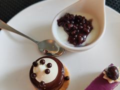 -圣丰索菲特·2 On 988 Café 自助餐厅