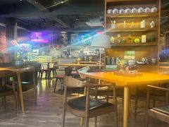 -JINNS锦时 steak&pizza(浸信会礼拜堂旧址店)