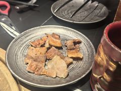 -山川小町·极番烧肉(新地假日广场店)