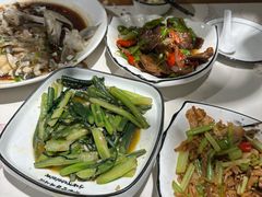 -小凤庭·地道湖北菜武昌鱼·藕汤(38年黄鹤楼店)