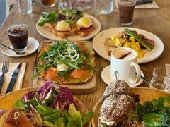 -Common Table · Brunch & Coffee
