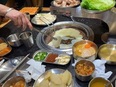 -韩烧牛中牛·甄选黑牛烤肉(黑金店)