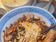 -沪西老弄堂面馆(定西路店)