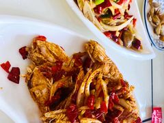 -覃记海鲜美食餐厅