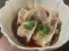 -肆海小川菜酒馆Wine Bistro (青年路店)